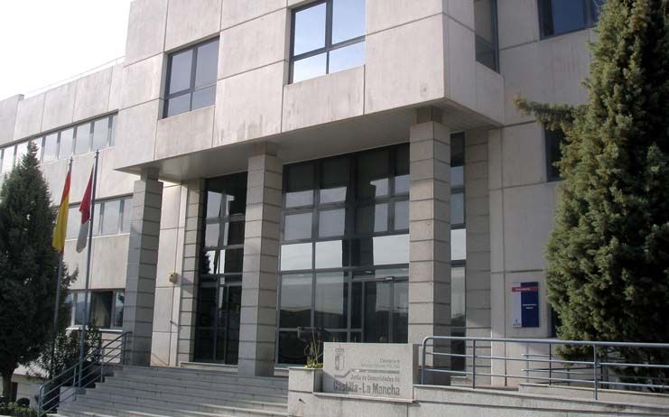 El Gobierno regional convoca un proceso selectivo para la bolsa de secretarios-interventores de ayuntamientos de Castilla-La Mancha
