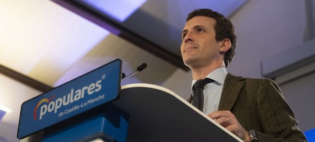 PP y Cs dicen que Sánchez miente y critican que pida adhesiones sin llamar antes