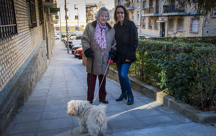 El Ayuntamiento de Toledo hace accesible la confluencia de las calles Lillo y Quintanar con una rampa demandada por los vecinos del barrio