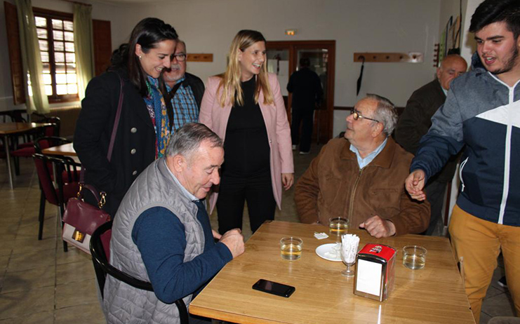 Agudo denuncia que los gobiernos incumplidores socialistas ponen en peligro los servicios sociales del mundo rural