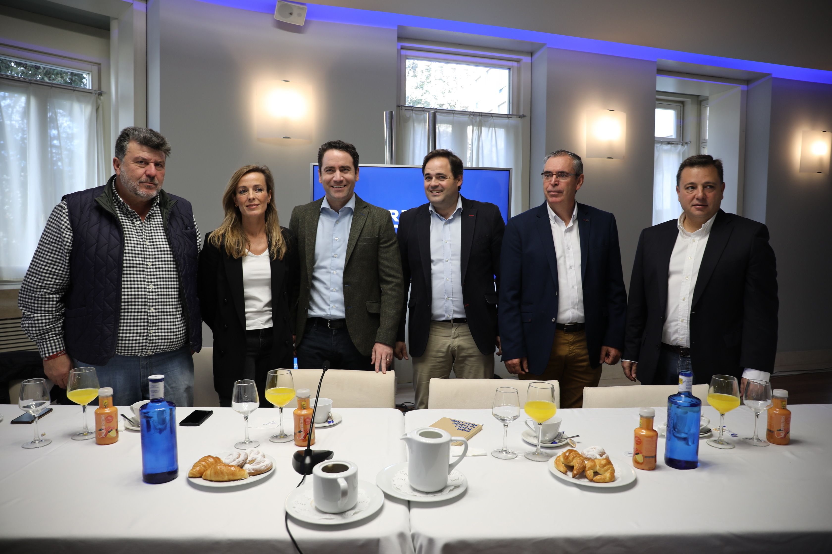 Núñez afirma que “Carmen Navarro o Manuel Serrano nunca votarán un presidente que pacte con Junqueras o Bildu”