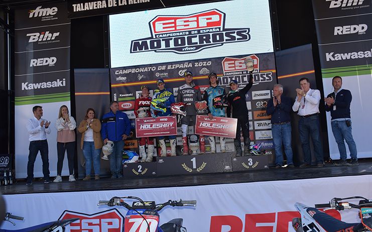 La alcaldesa de Talavera disfruta del Campeonato de España de Motocross en un ‘Cerro Negro’ por el que han pasado más de 3.000 aficionados