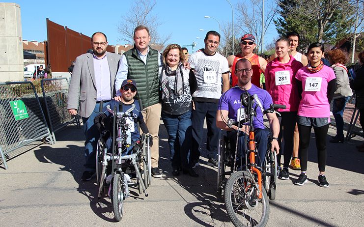 Gran ambiente en la sexta carrera solidaria del implante coclear de la AICCLAM