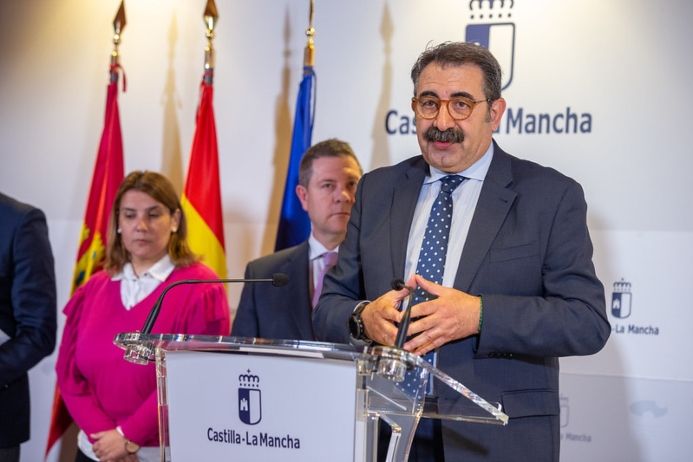 El Gobierno de Castilla-La Mancha ha repartido en las últimas horas 200.000 mascarillas desde la red de centros de la Sanidad pública