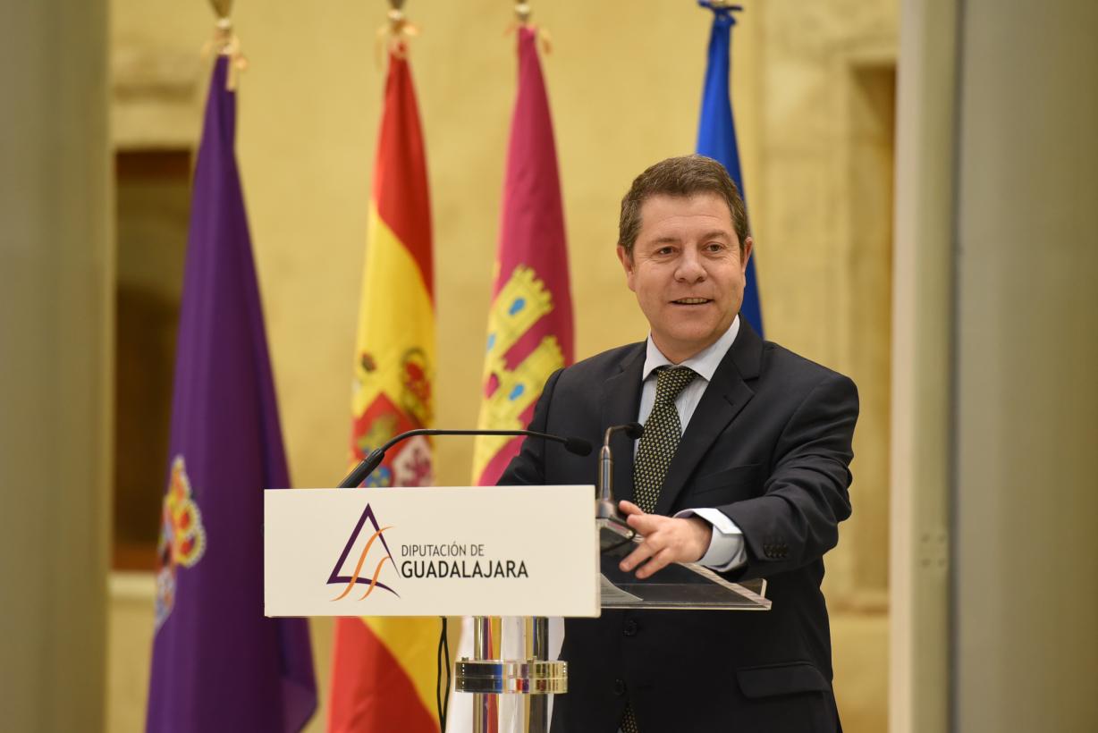García-Page reclama “unidad y cohesión” en la defensa del agua y de los fondos europeos para seguir creciendo en “igualdad de oportunidades”