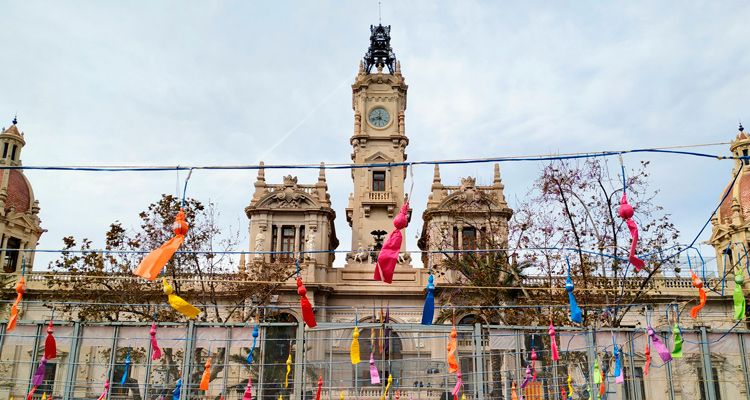 Se aplazan las Fallas de Valencia por el Coronavirus