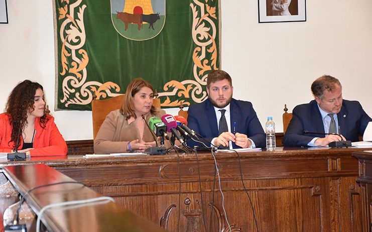 Gobierno ha contemplado en los presupuestos una partida para el estudio del desdoblamiento”
