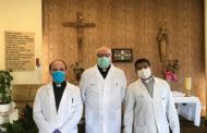 Los tres capellanes del hospital de Cuenca se ponen a disposición de los enfermos las 24 horas del día