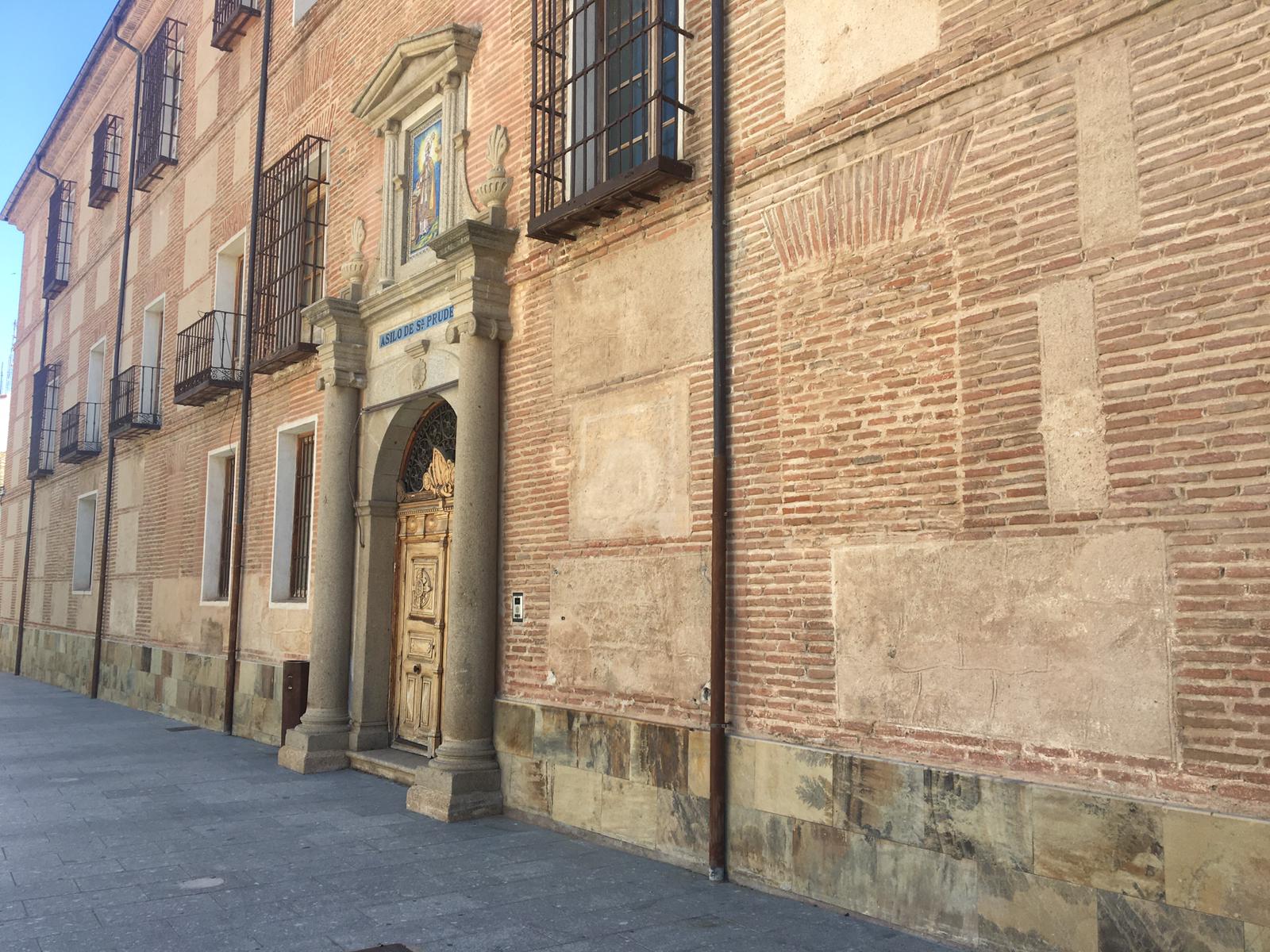 El Ayuntamiento rebaja el alquiler del Centro Cultural San Prudencio y se ahorrará 20.000 euros al año y amplia los usos en este inmueble