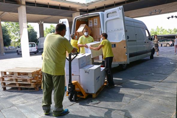 El Gobierno de Castilla-La Mancha ha distribuido esta semana otro medio millón de artículos de protección para los profesionales sanitarios