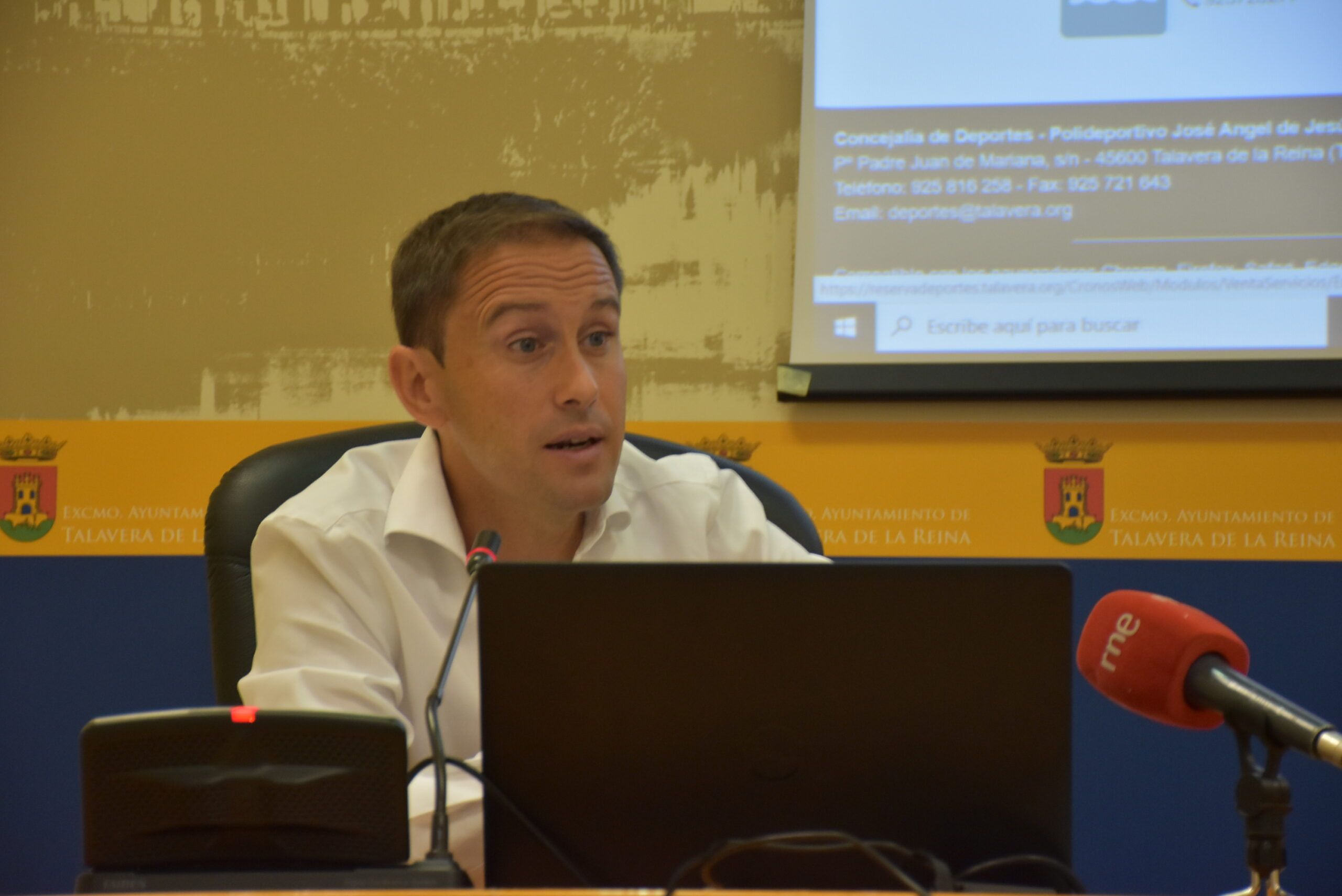 Se establece un protocolo de medidas ‘anti-Covid’ y se habilita el servicio de reserva previa para el acceso a las piscinas municipales