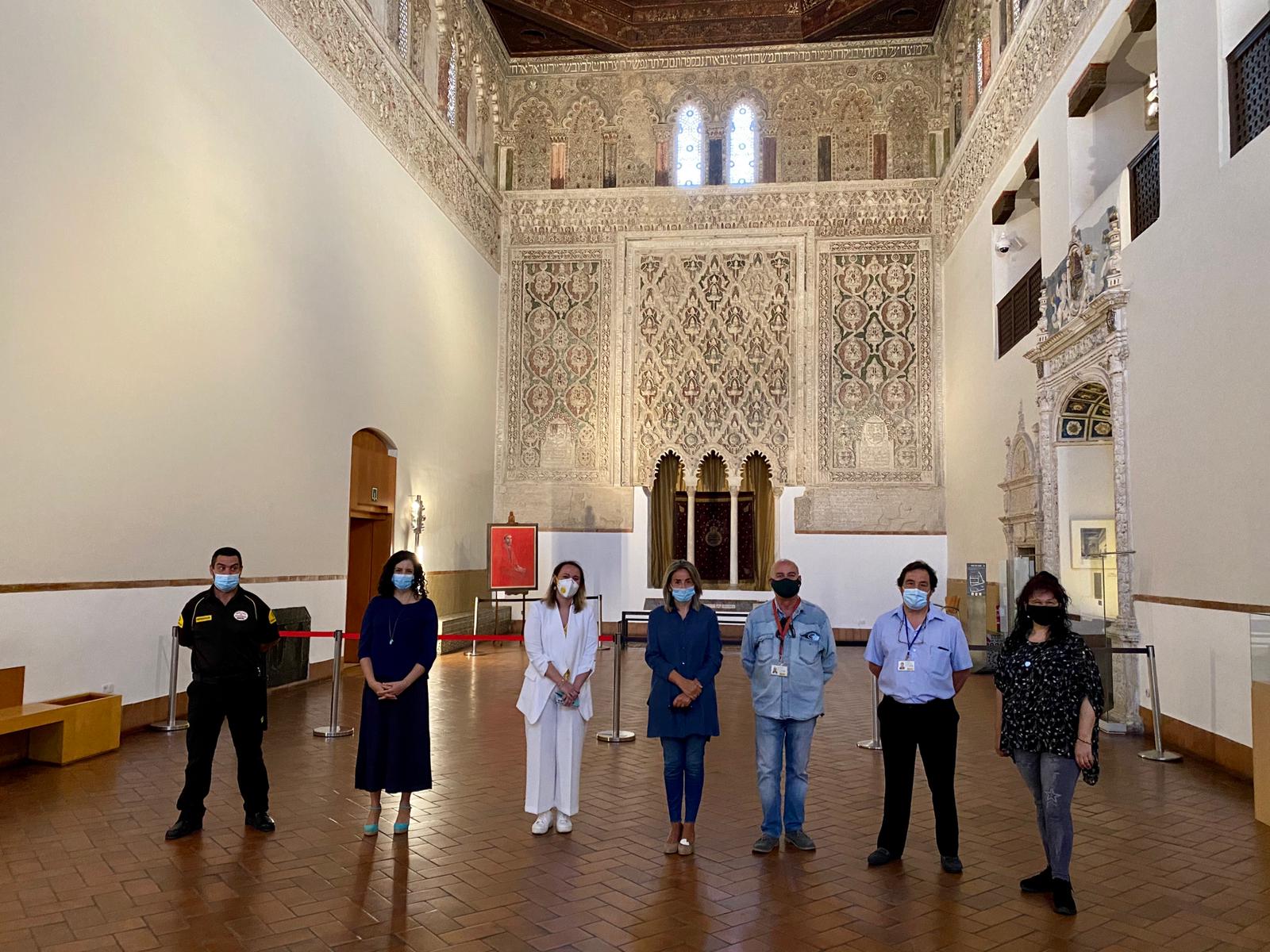 La alcaldesa destaca la contribución de los museos a la dinamización cultural y turística de la ciudad durante su visita al Museo Sefardí
