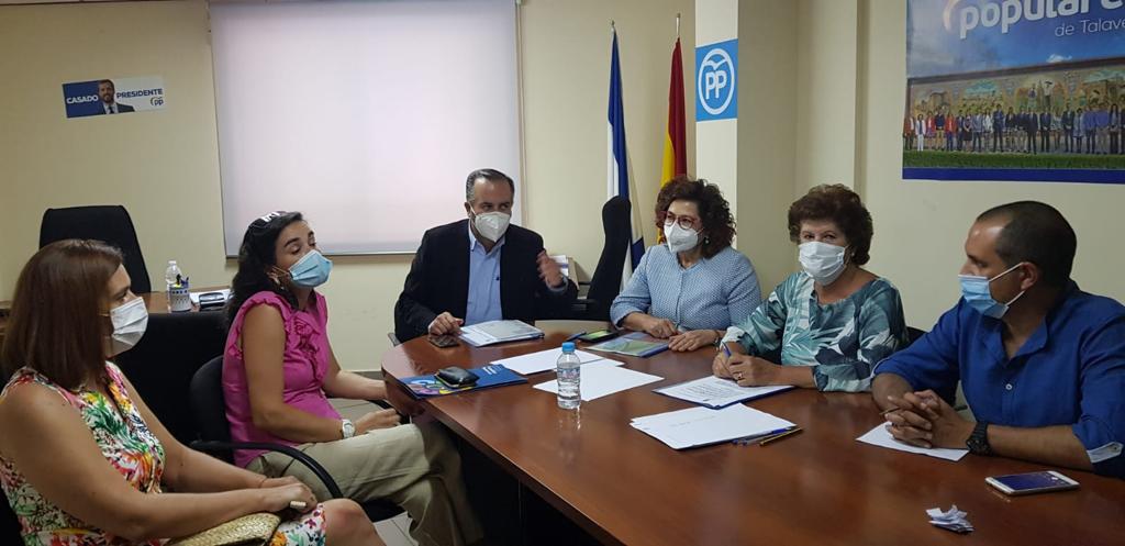 Gregorio destaca el apoyo del PP a las familias numerosas y la necesidad de apostar por nuevas medidas para ayudarlas