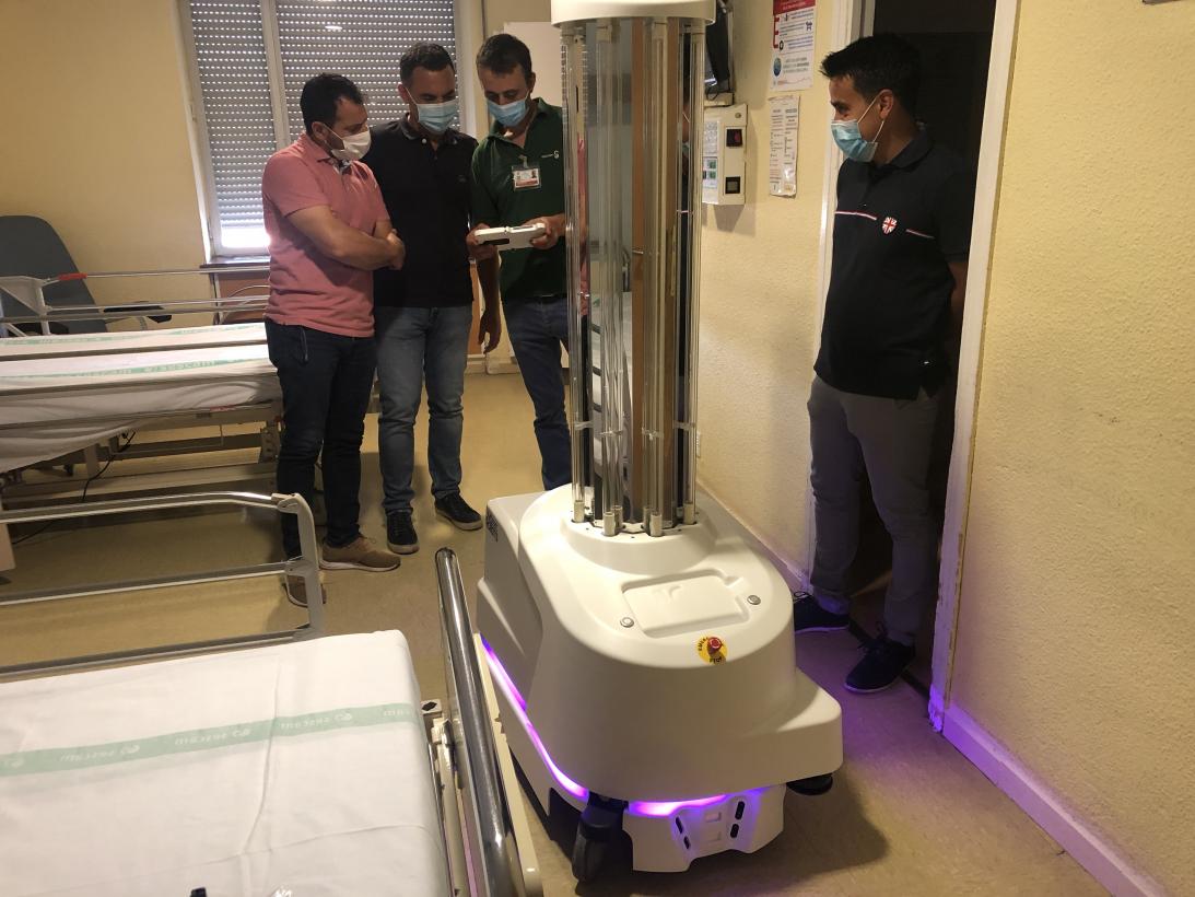 El Hospital de Toledo adquiere un dispositivo de luz ultravioleta robotizado para la desinfección ambiental de sus instalaciones