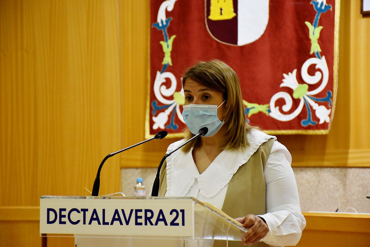 La alcaldesa anuncia que en breve se pondrá en marcha la remodelación de parques infantiles de Talavera de la Reina