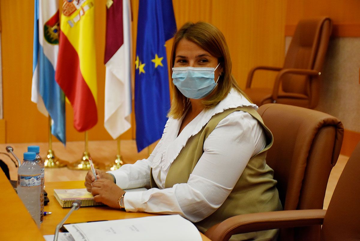 Tita García Élez: “El coronavirus nos ha roto los esquemas, pero aun así le plantamos cara” por los vecinos y vecinas de Talavera