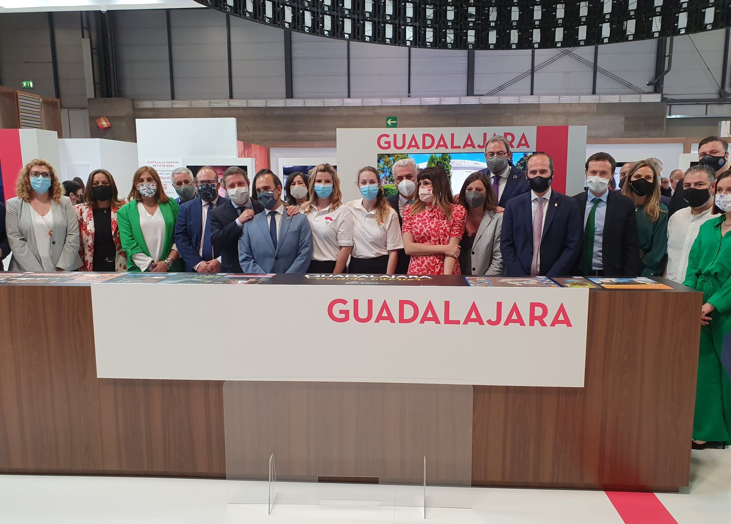 Vega: “Trabajamos para recuperar el turismo, que va ligado a la vida y los servicios en nuestros pueblos”