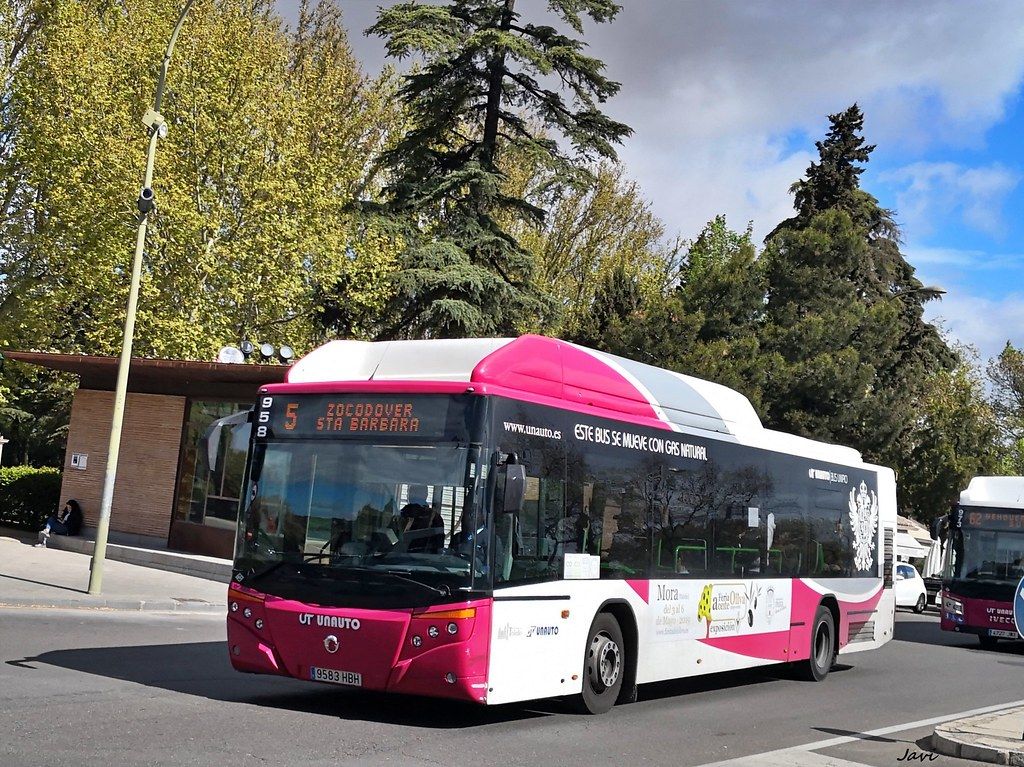 El Ayuntamiento modifica de manera provisional las líneas 14 y 42 de los autobuses urbanos
