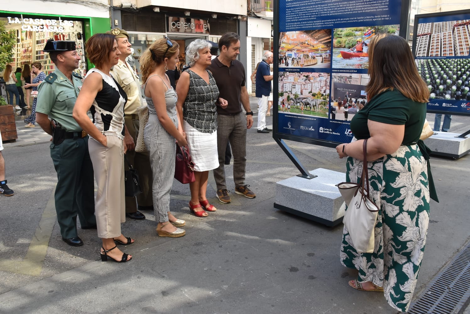 La exposición conmemorativa de los 40 años del Estatuto de Autonomía hace un recorrido por el pasado y el futuro de la región