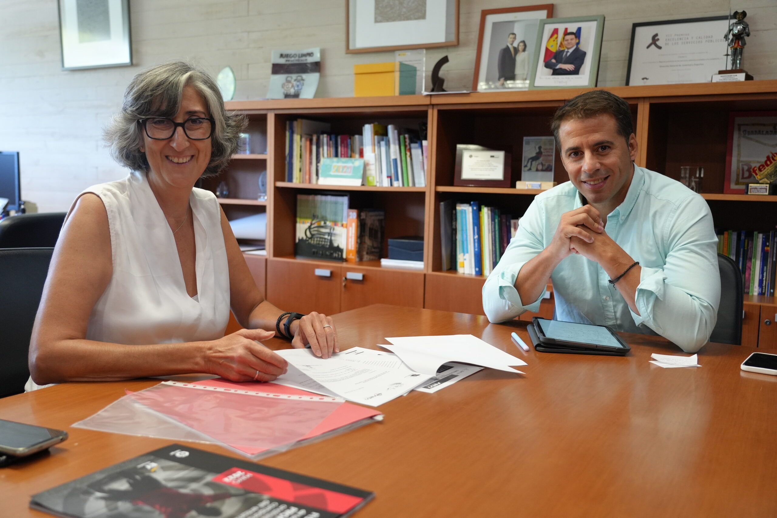 El Gobierno regional y la Federación de Triatlón de Castilla-La Mancha colaborarán en la formación de técnicos y entrenadores