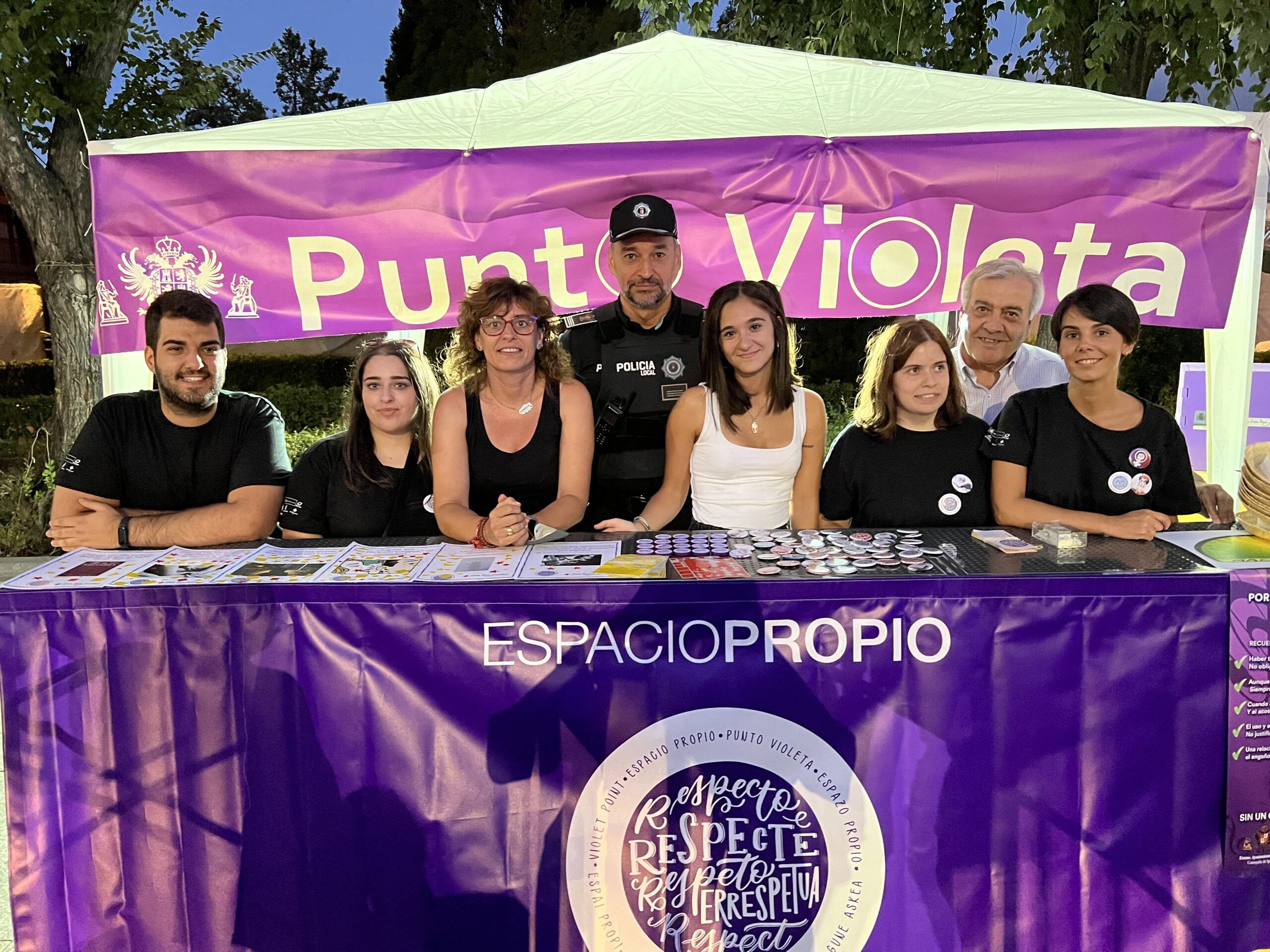 Cerca de 400 personas recogen información en los Puntos Violeta instalados por el Ayuntamiento en la Feria de Toledo