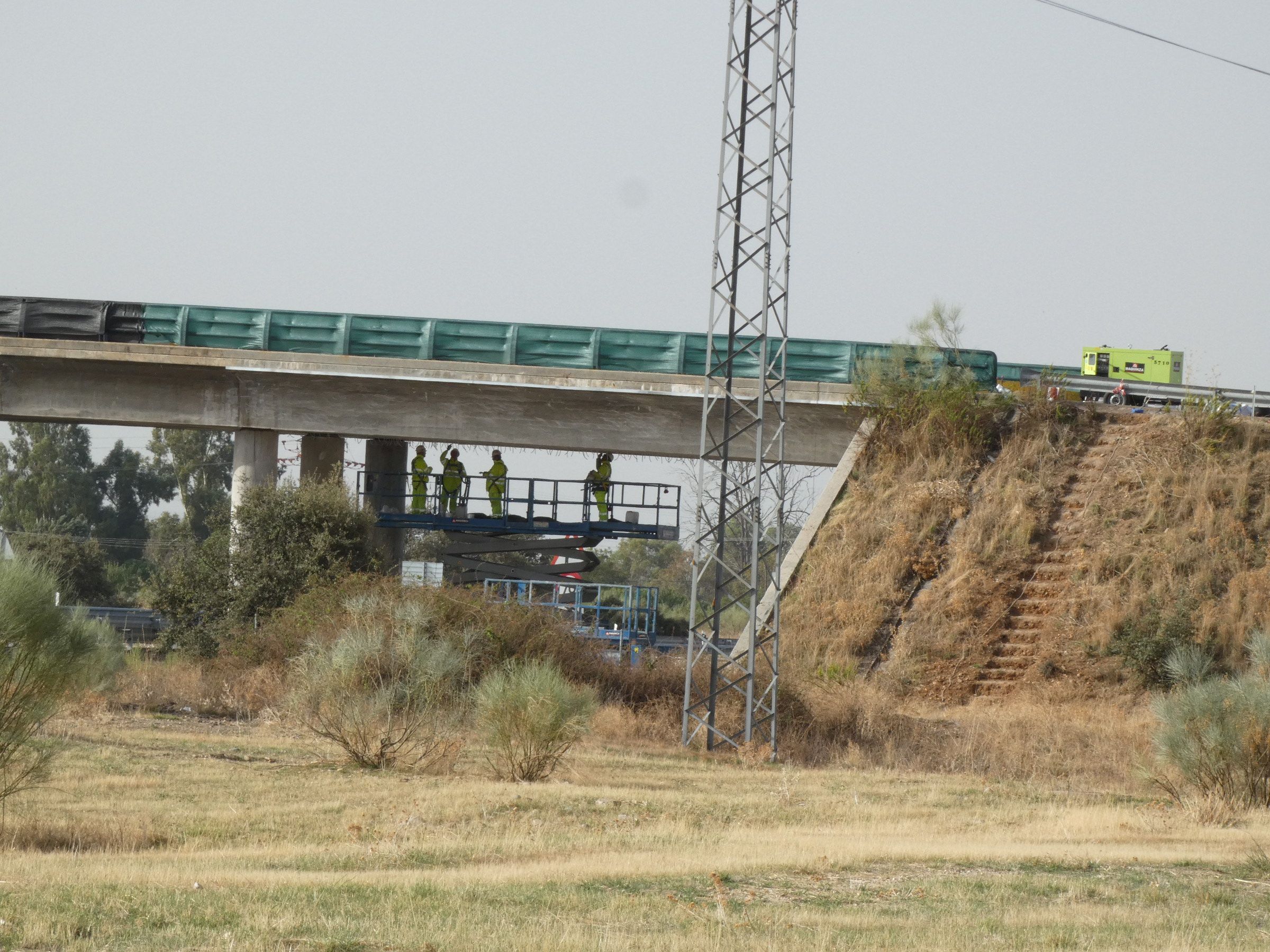 Importante actuación para mejorar el acceso entre la autovía A-5 y el Polígono Industrial Torrehierro