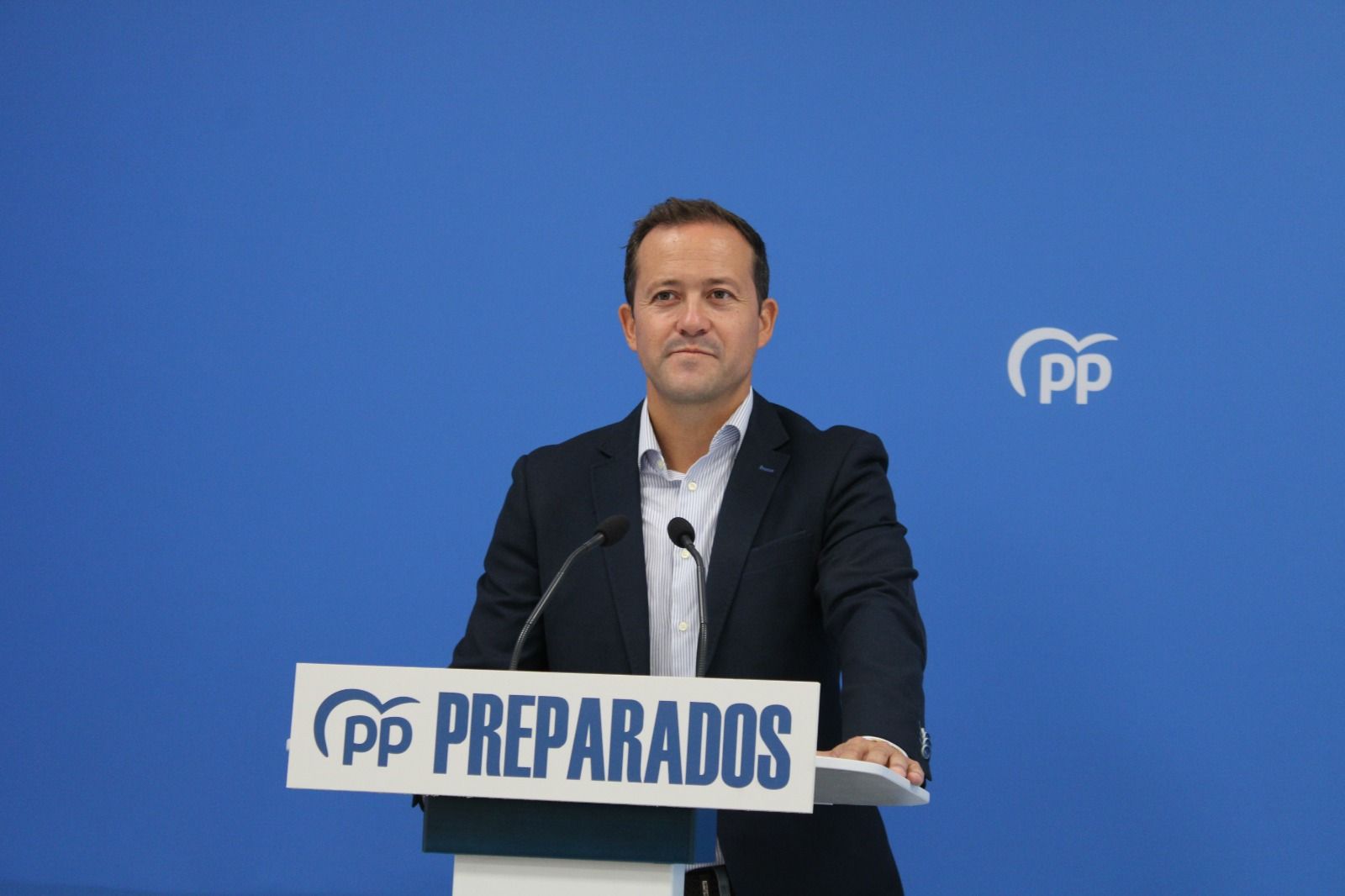 Velázquez critica el modelo caduco de Page, al dictado de Sánchez y alejado de lo que necesita Castilla-La Mancha
