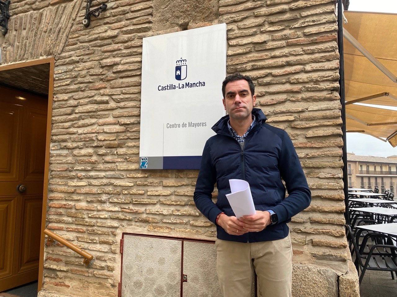 Comendador alerta del posible cierre del centro de mayores de Santa Fe, en el Casco de Toledo, y pide alternativas al Ayuntamiento
