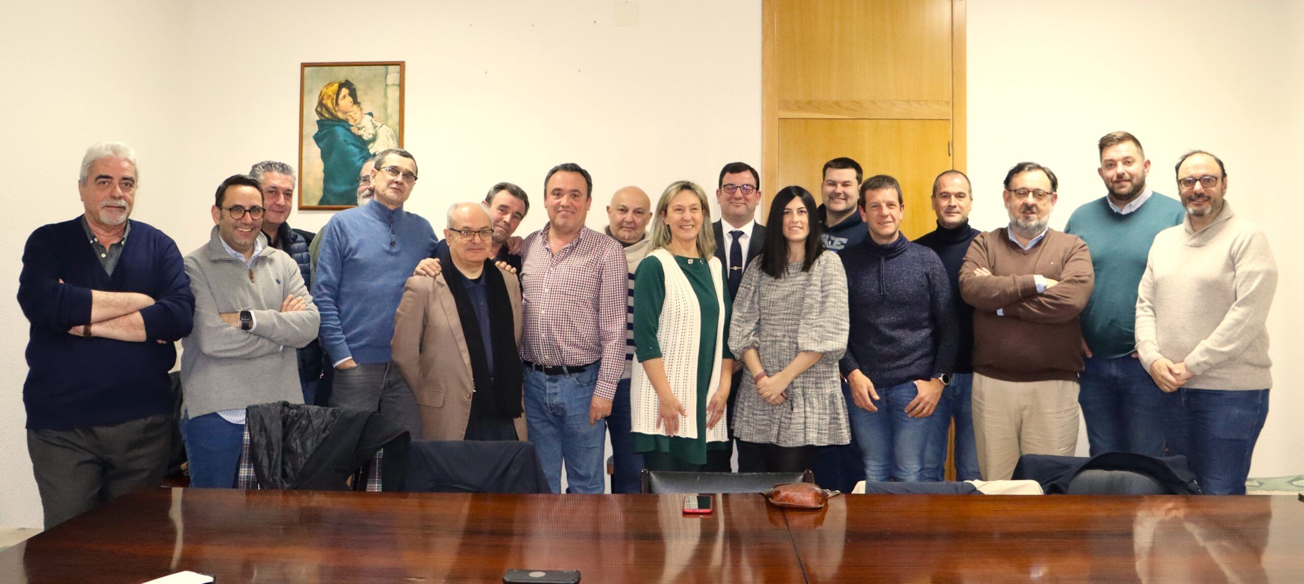 Guarinos agradece la entrega, dedicación y trabajo de la Junta de Cofradías y Hermandades de Guadalajara para hacer de la Semana Santa un referente cultural y turístico