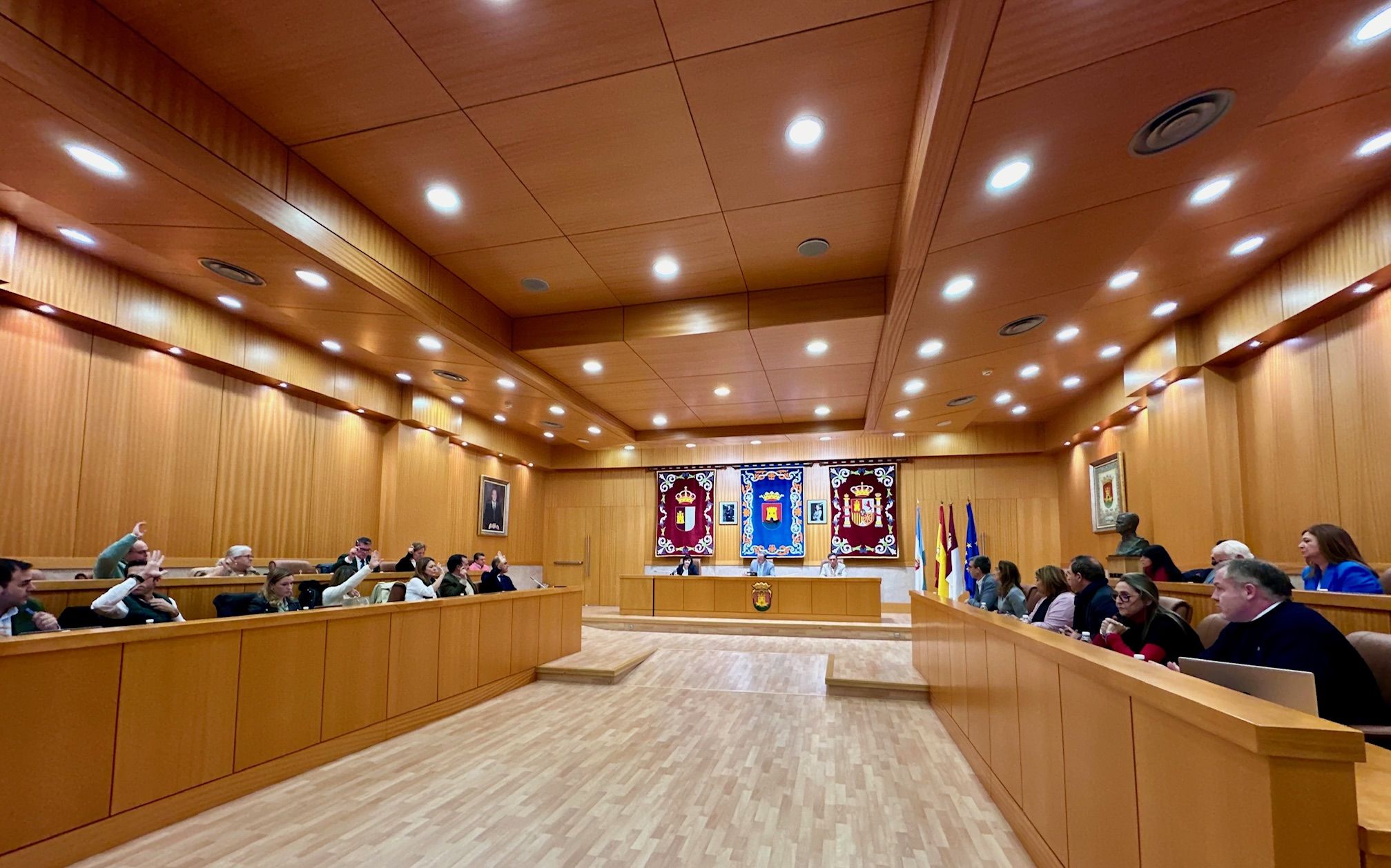 PSOE y VOX votan en contra de una financiación local justa para Talavera