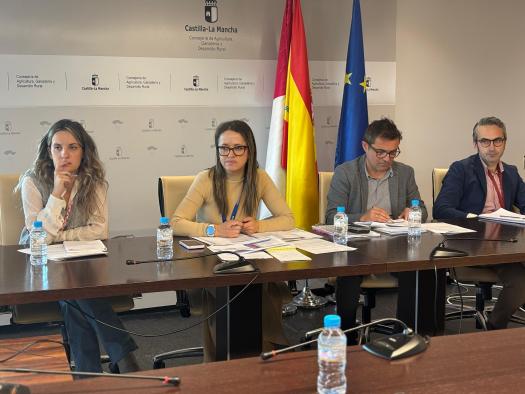 El Gobierno regional informa de la flexibilización de los eco-regímenes que afectan a los cultivos leñosos y a los espacios de biodiversidad
