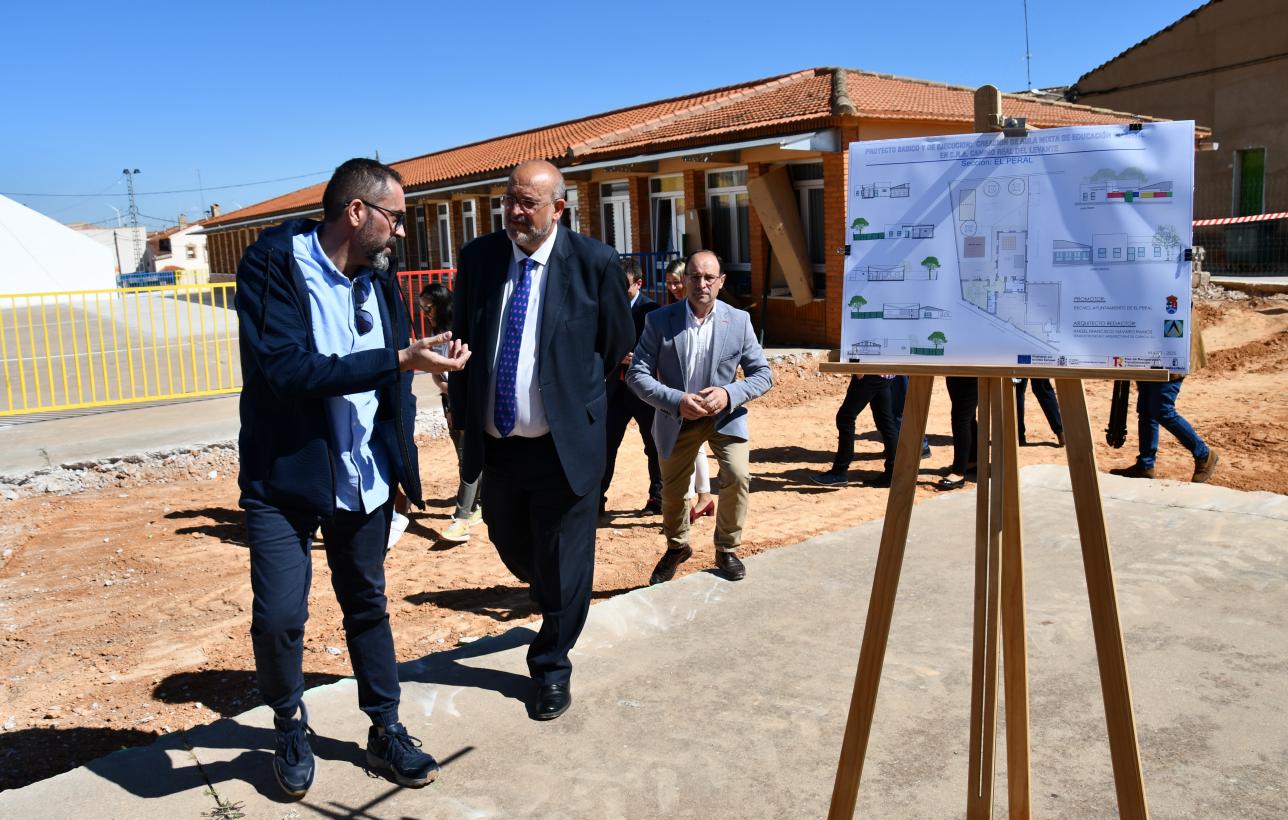 El Gobierno regional colaborará con el Ayuntamiento de El Peral en la apertura de la vivienda de mayores