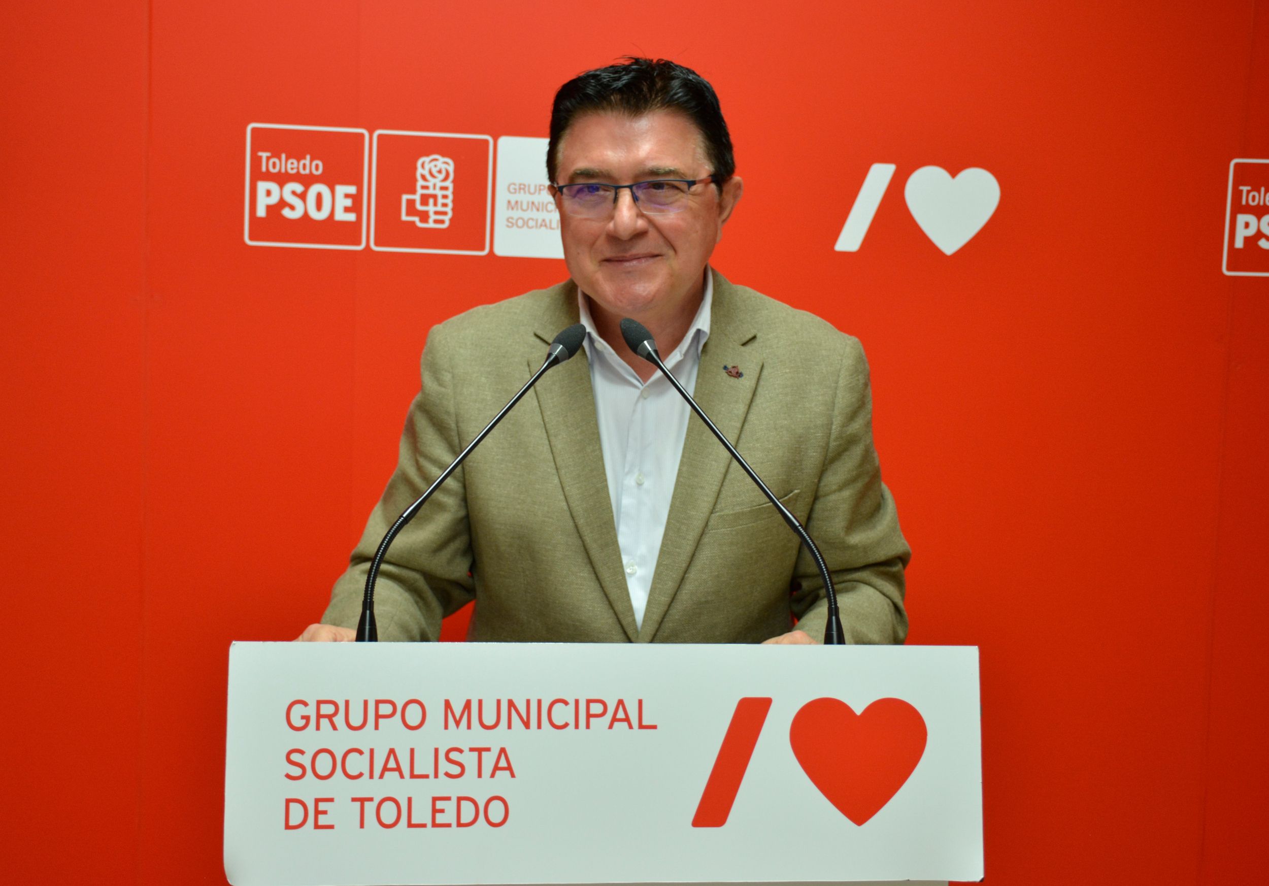 El PSOE denuncia que el alcalde Velázquez lleva dos años sin invertir en las bibliotecas municipales