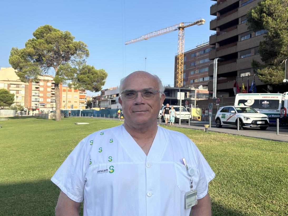 El jefe del Servicio de Urología de Albacete, Antonio Salinas, elegido presidente de la Comisión Nacional de la especialidad