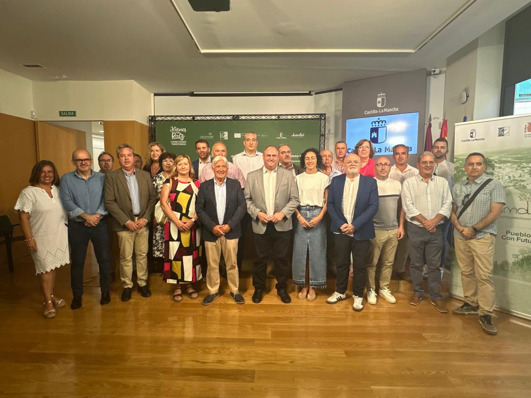 El Gobierno regional estrecha lazos con Cooperativas Agroalimentarias para impulsar proyectos europeos centrados en juventud, mujer rural y sostenibilidad