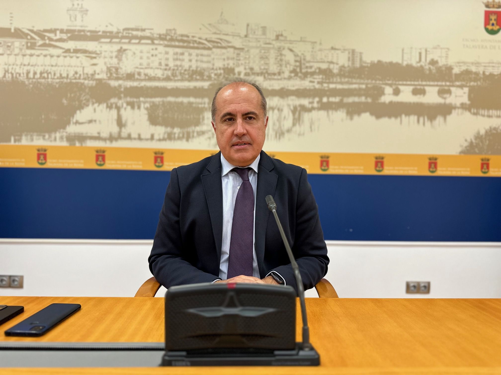García-Barroso destaca la importancia del asfaltado de calles y el refuerzo económico a las EATIMES