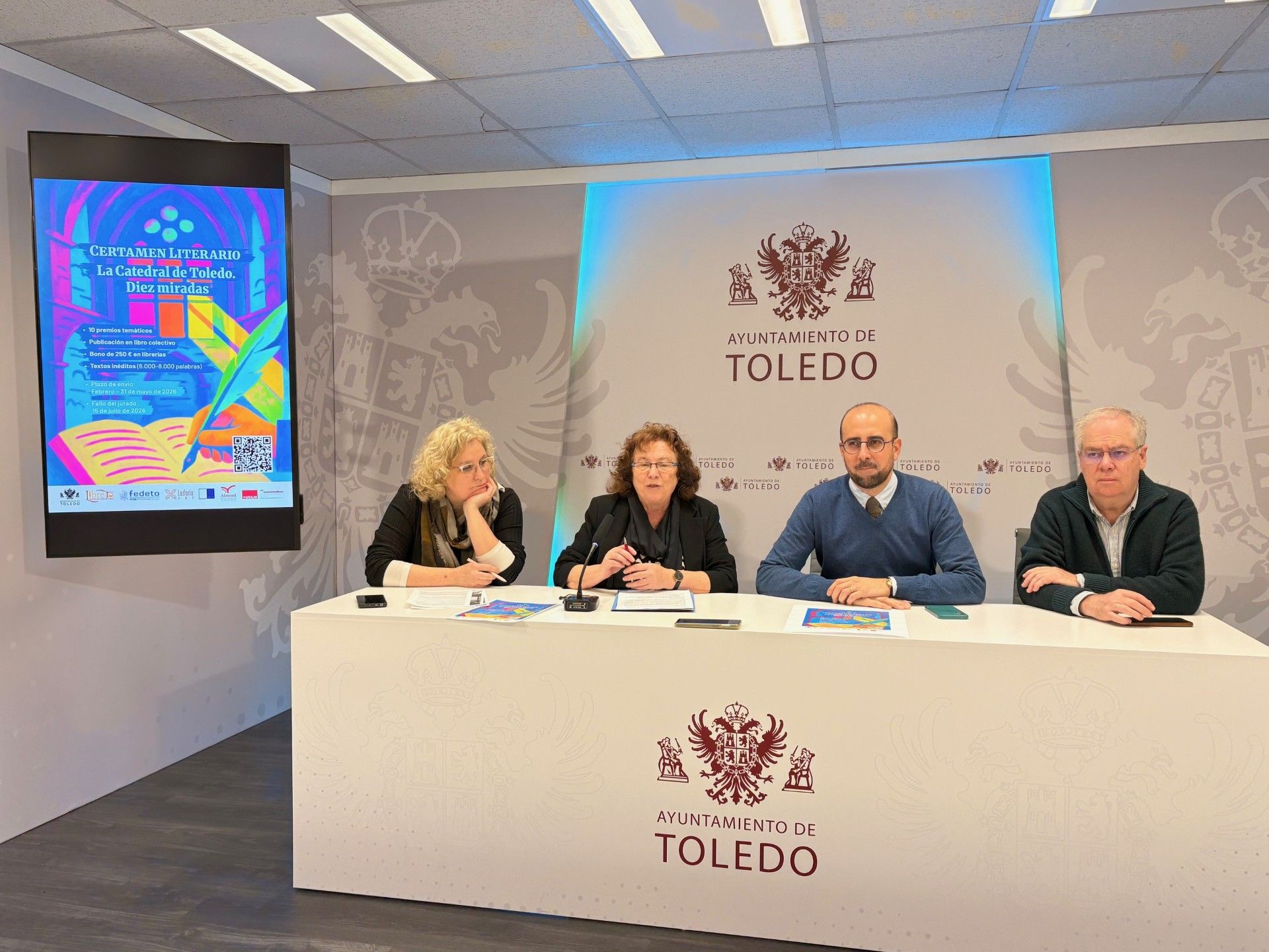El Ayuntamiento y la Asociación de libreros presentan un certamen literario para celebrar el VIII Centenario de la Catedral Primada