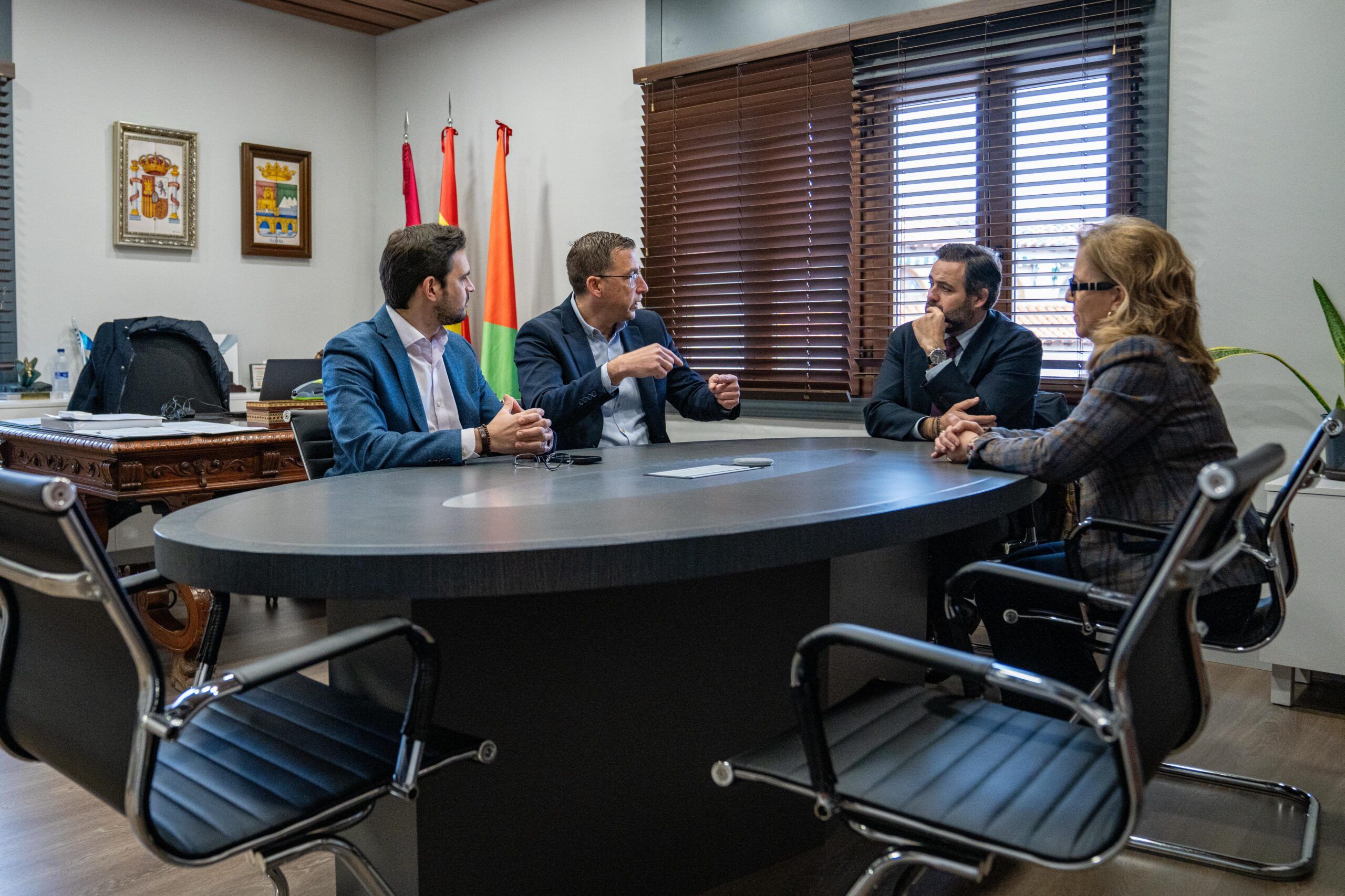 Núñez critica que Page se niegue en redondo a recuperar el convenio sanitario con la Comunidad de Madrid por simple odio ideológico