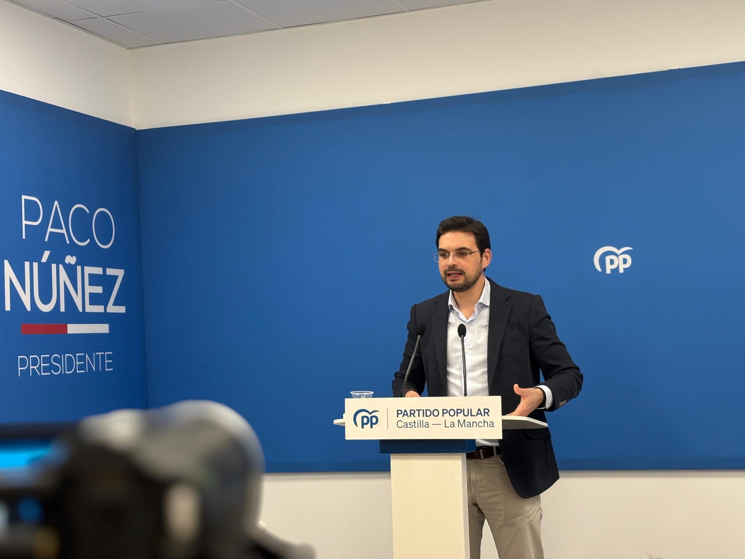 Serrano acusa al Gobierno de Page de empobrecer a las familias, mientras aumentan su recaudación
