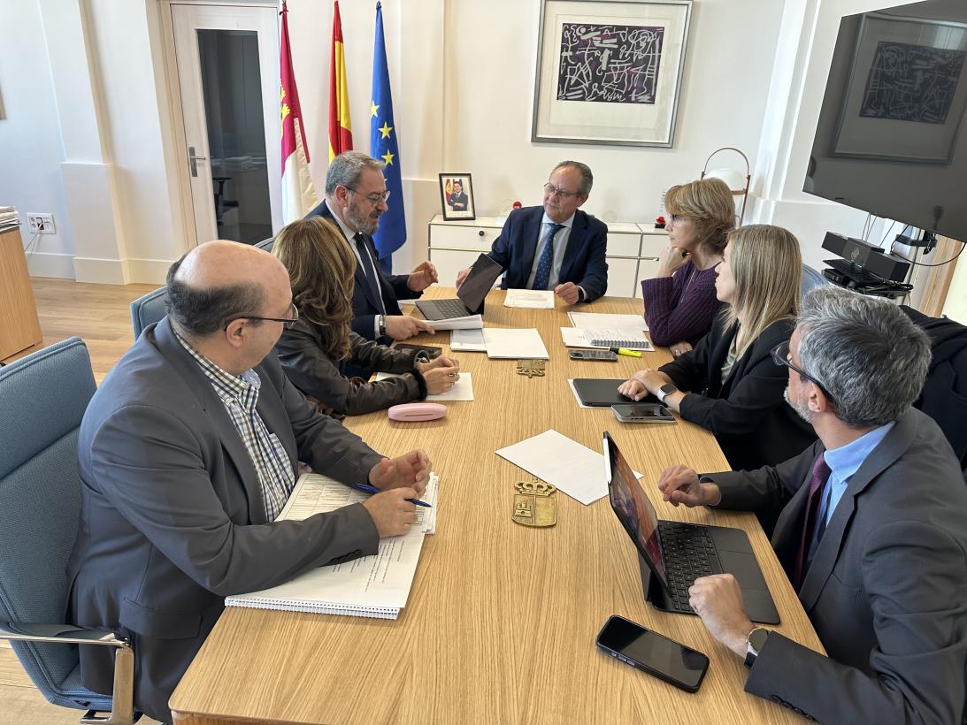 El Gobierno de Castilla-La Mancha constituye la Comisión Organizadora de las elecciones a las Cortes regionales de 2027
