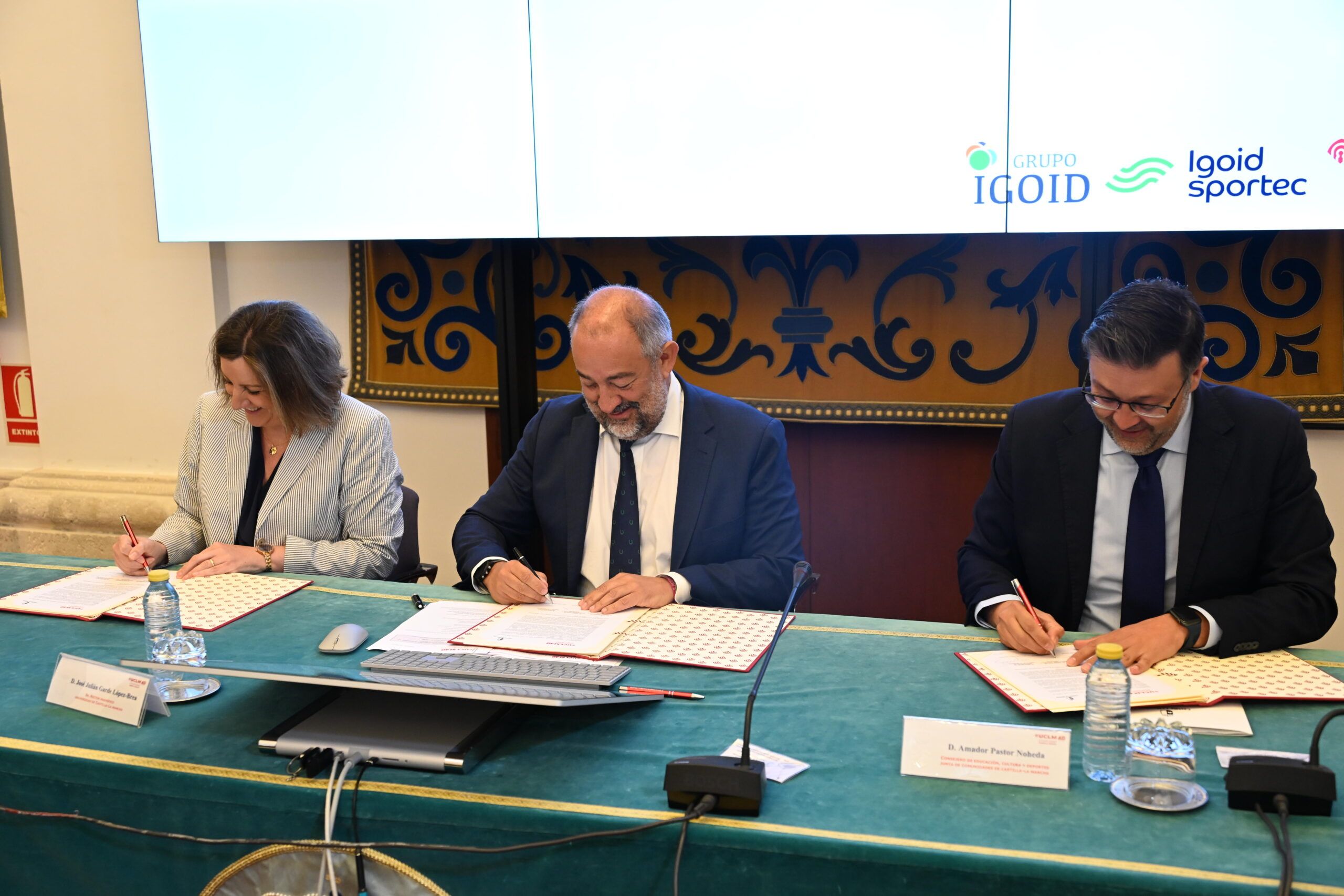 El Gobierno de Castilla-La Mancha cede a la UCLM tres millones de euros de la senda del FSE+ para impulsar contrataciones en el ámbito de la I+D+i