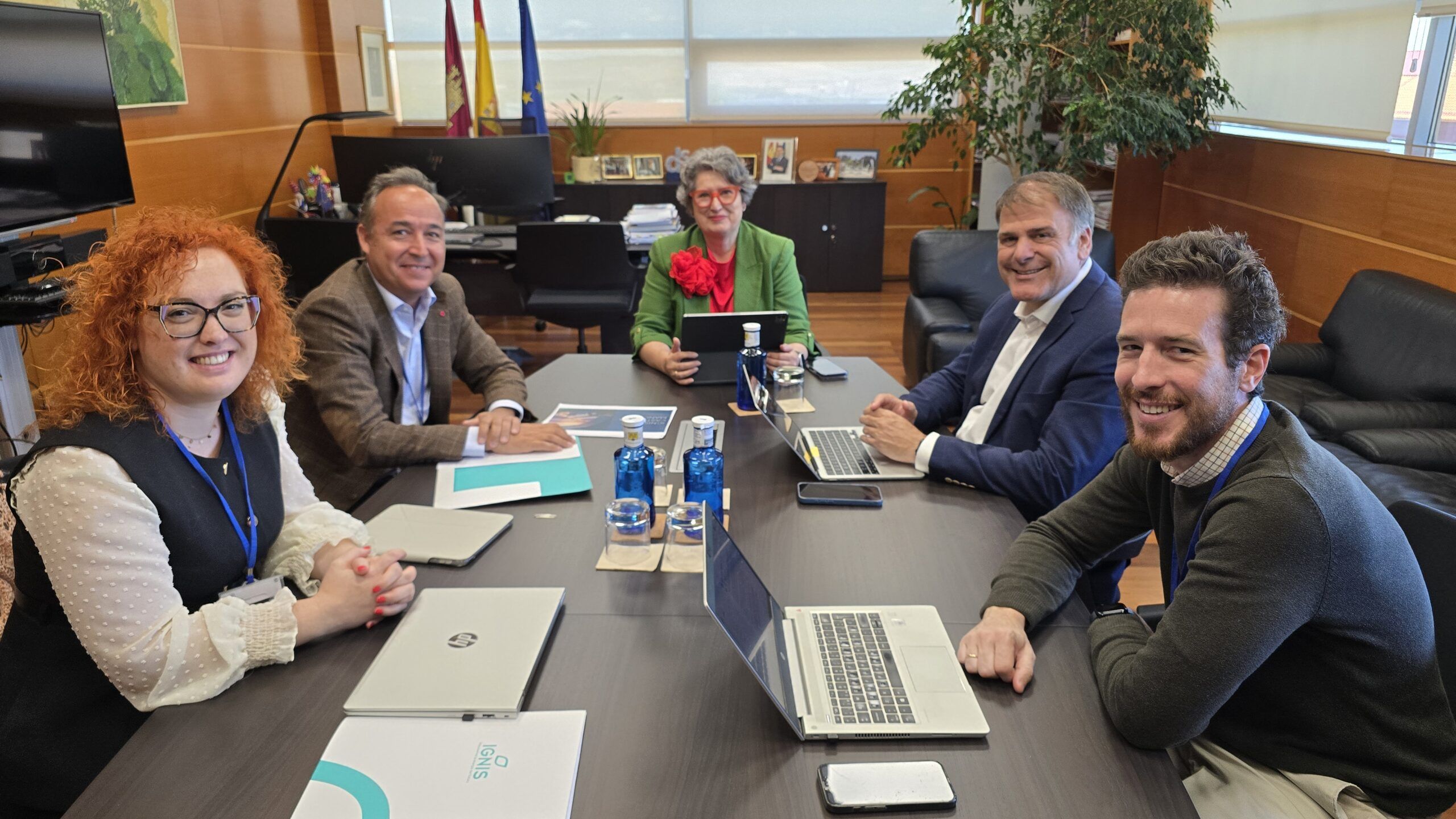 El Gobierno de Castilla-La Mancha apoya los proyectos de renovables que atraen inversión, crean empleo, y contribuyen a descarbonizar el sistema